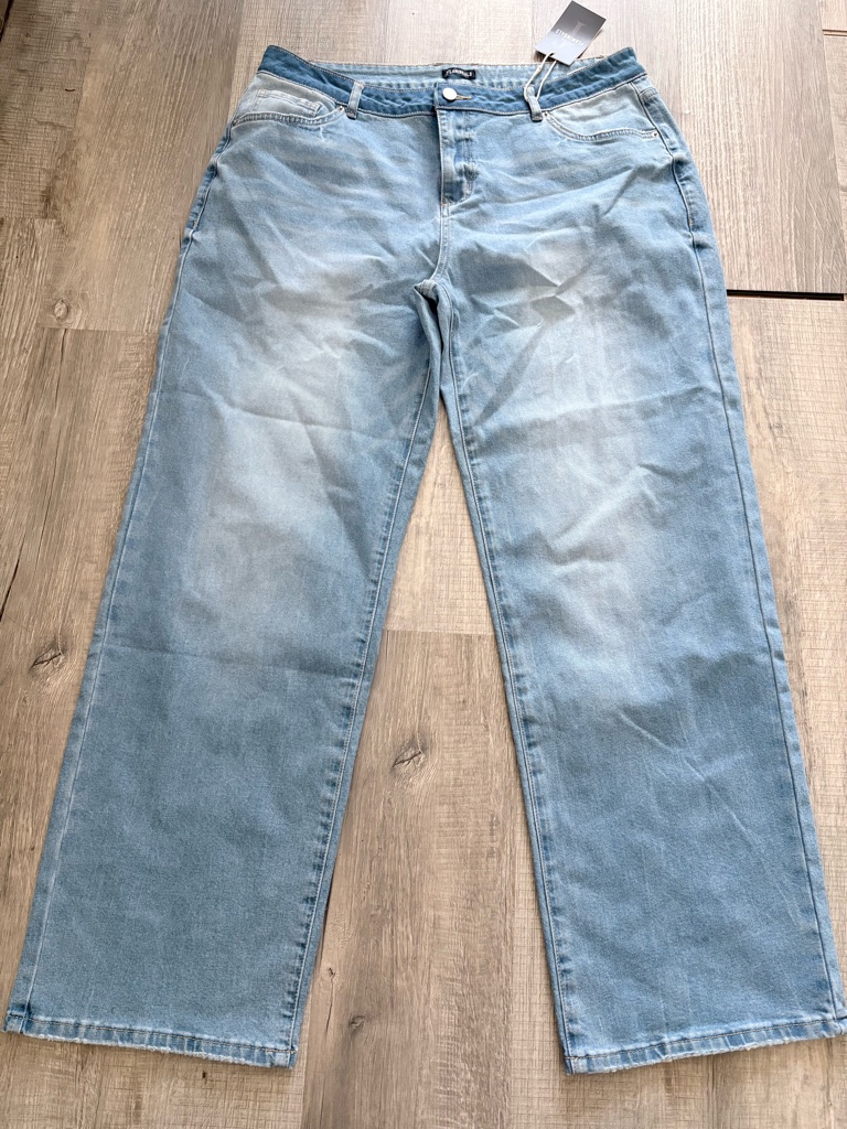 New Flamingals Denim Jeans Women 2x Wide Leg Flare Trendy Stylish Fun Light Wash